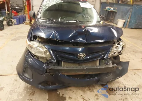 2012 Toyota Corolla Le z USA, uszkodzony, nr VIN 2T1BU4EE0CC882595